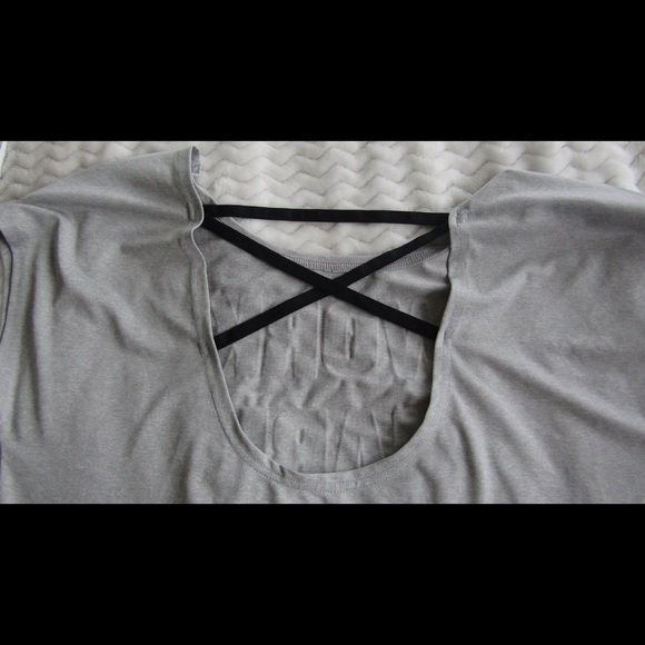 S.O WORK HARD PLAY HARDER Top Flowy - Picture 2 of 4